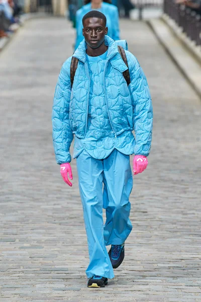 Look 34